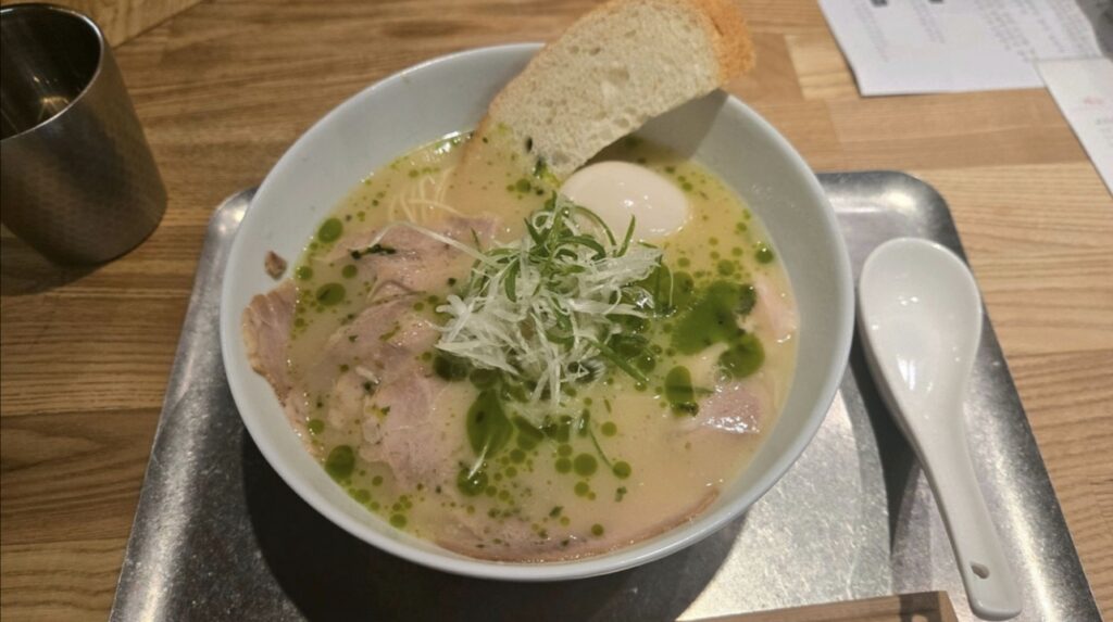 니미무라멘 연남본점 메인메뉴 교카이파이탄