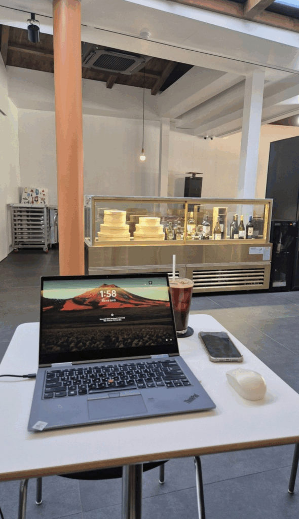 공덕에서 작업하기 좋고 스터디하기 좋은 까페 공덕 구띠. jpg