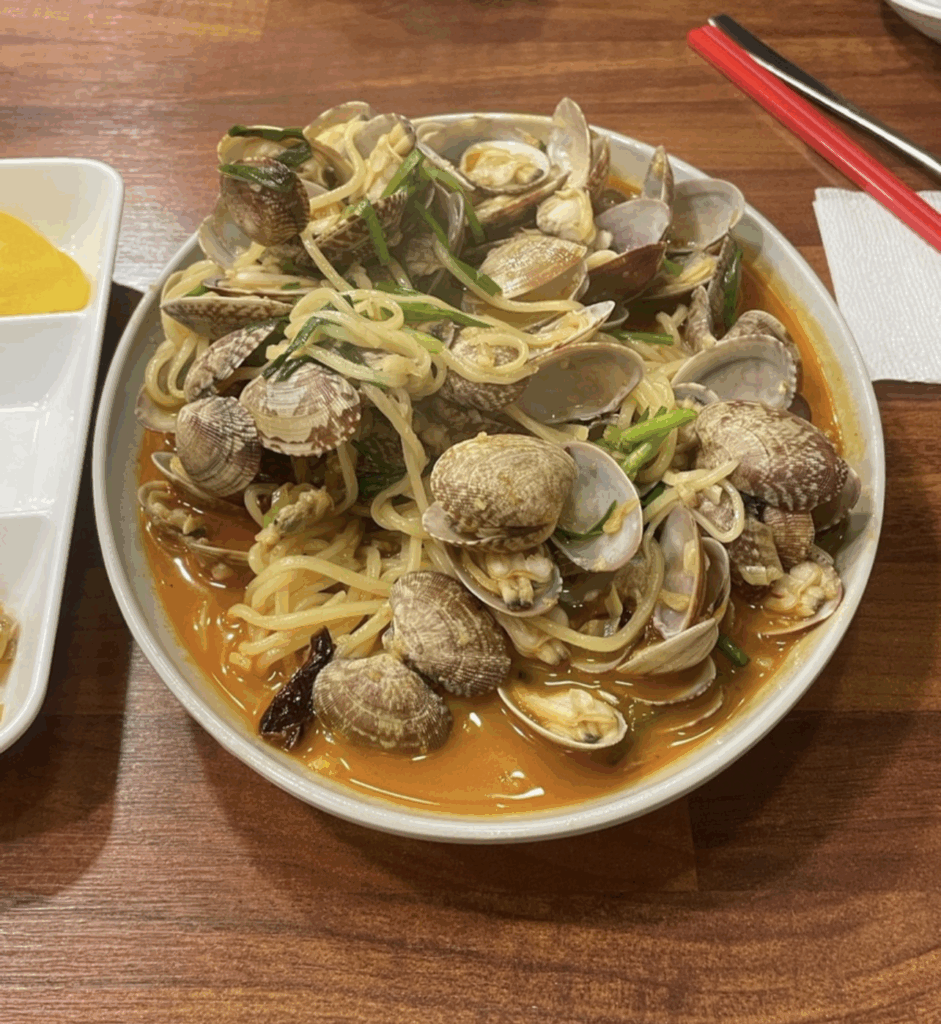 성시경 먹을텐데 직장인 인증 완료 맛집 향미 명동 조개볶음에 면사리추가